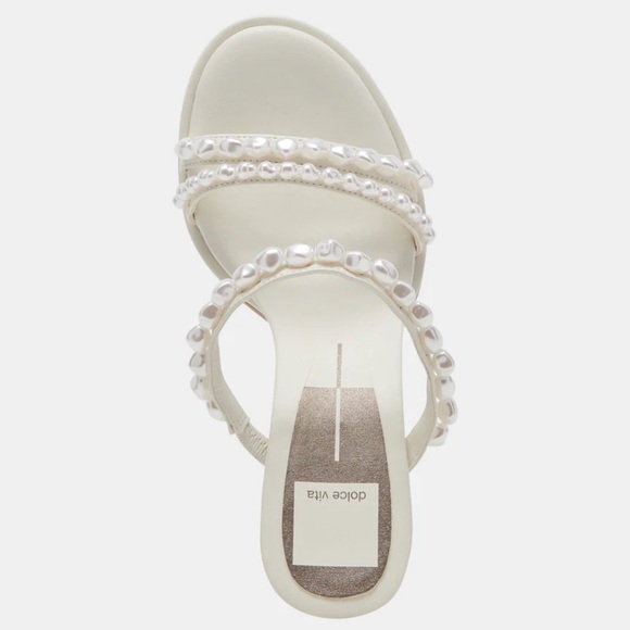 Dolce Vita Barrit Pearl Heals - Picture 7 of 13